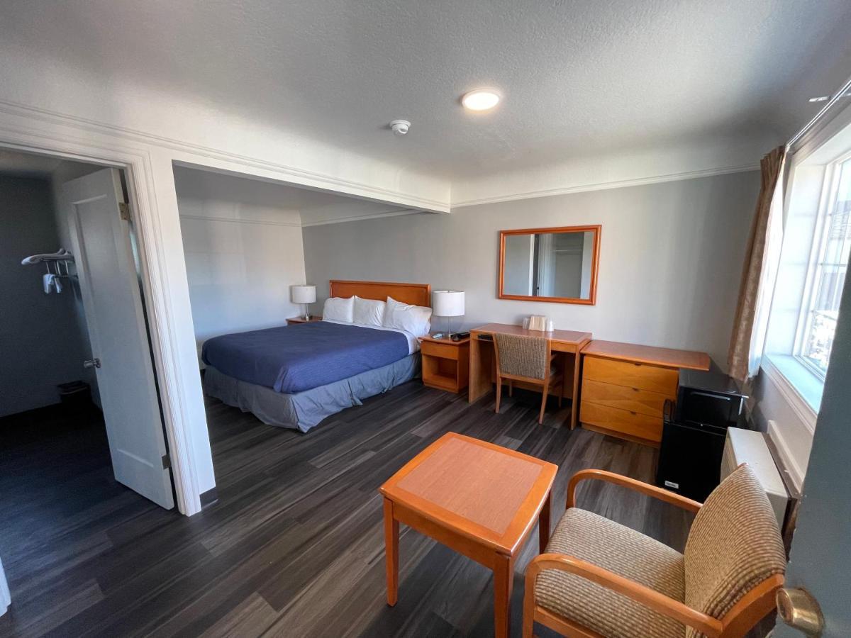 Holiday Motel Портланд Екстериор снимка
