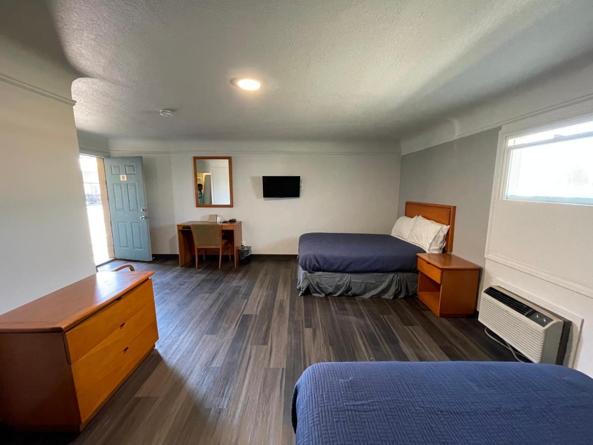 Holiday Motel Портланд Екстериор снимка