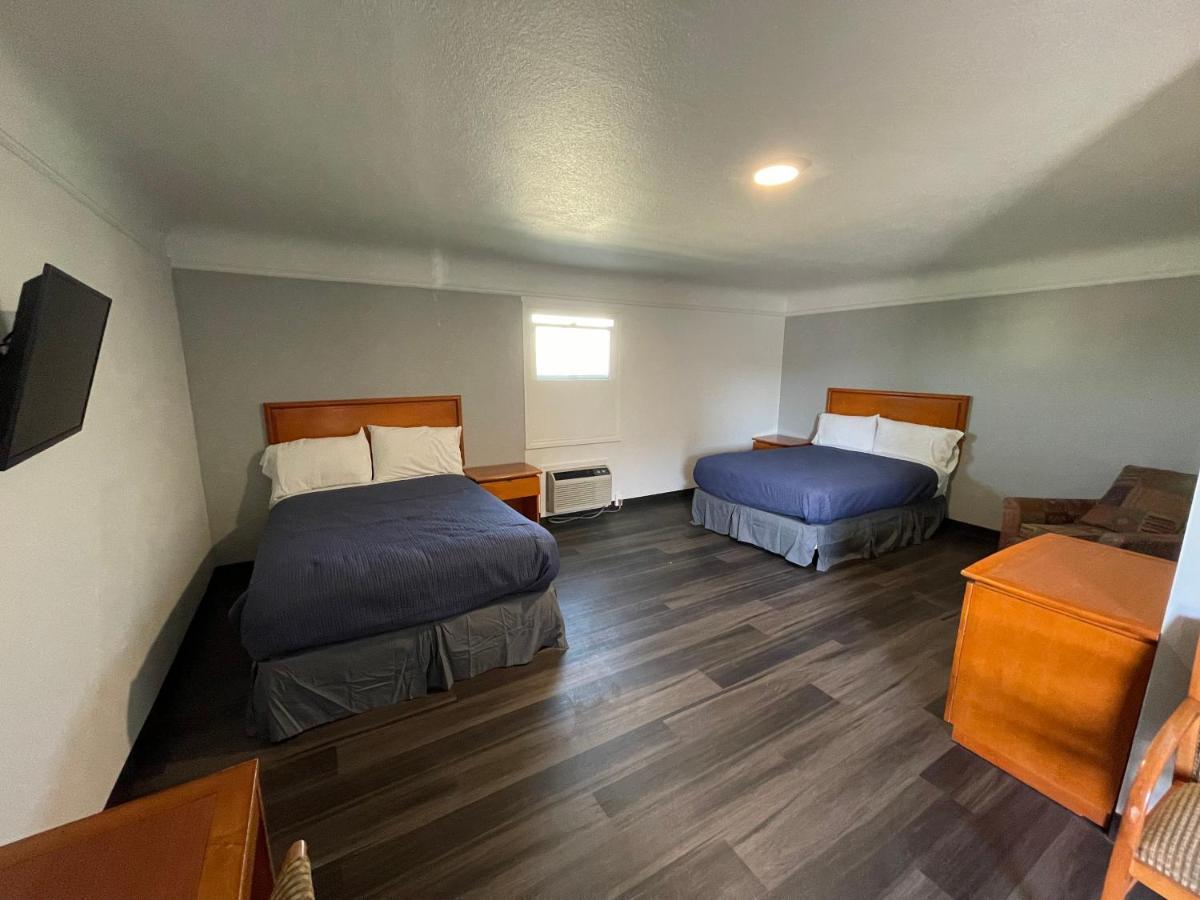 Holiday Motel Портланд Екстериор снимка